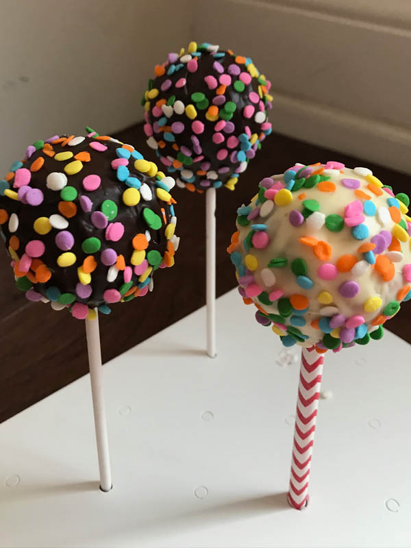 Easter Cake Pops